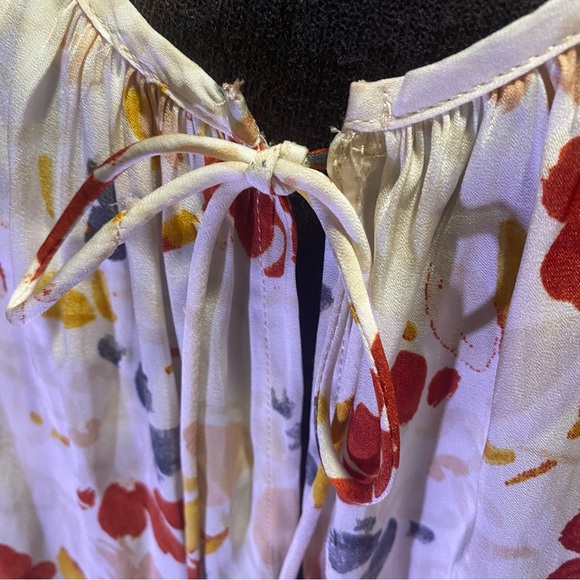 Grade & Gather, large, sleeveless women’s blouse, multiple tieback, floral - Picture 8 of 16